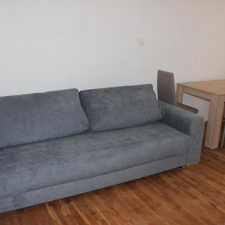 Sekaninova 52 Retro Flat * Prag