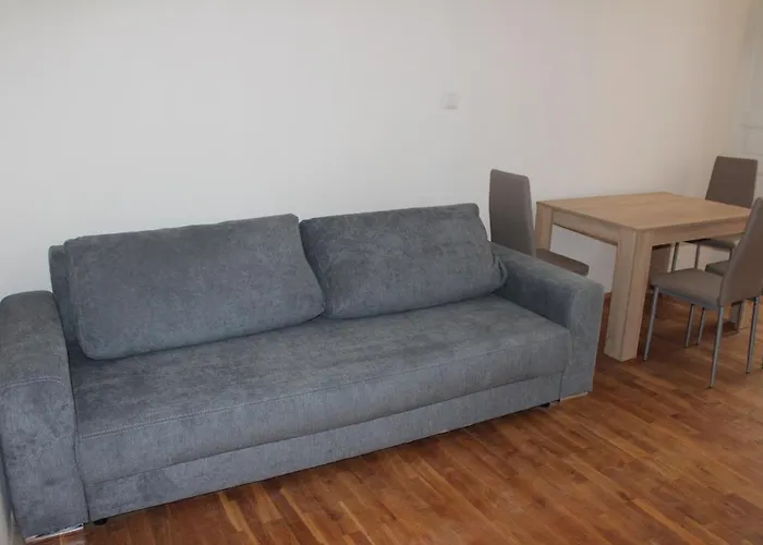 Sekaninova 52 Retro Flat * Praga